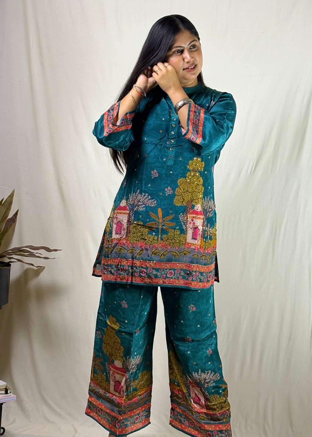 Teal Tasveer